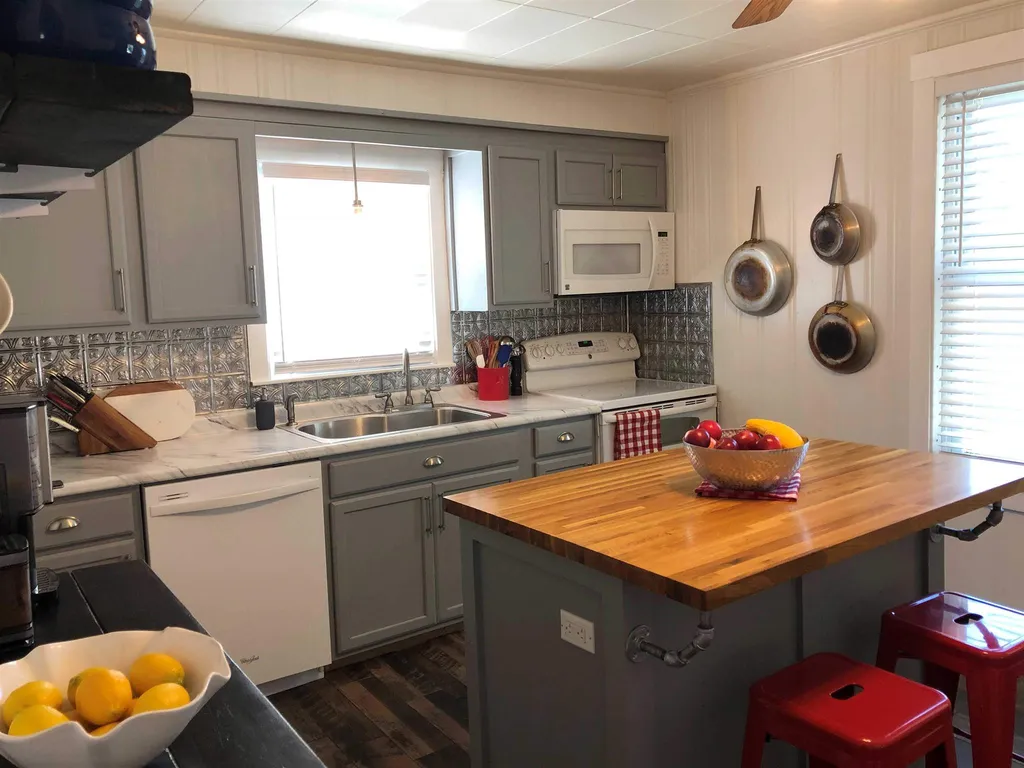 158 Mascoma Street Lebanon NH 03766