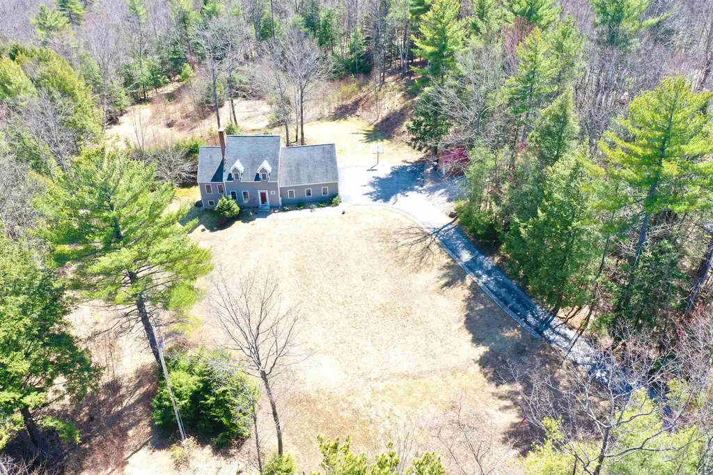 88 Old Barnstead Road Northwood NH 03261
