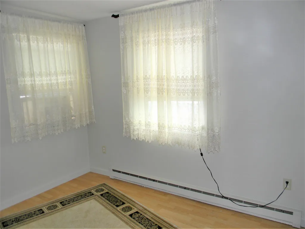 360 Vinton Street Manchester NH 03103