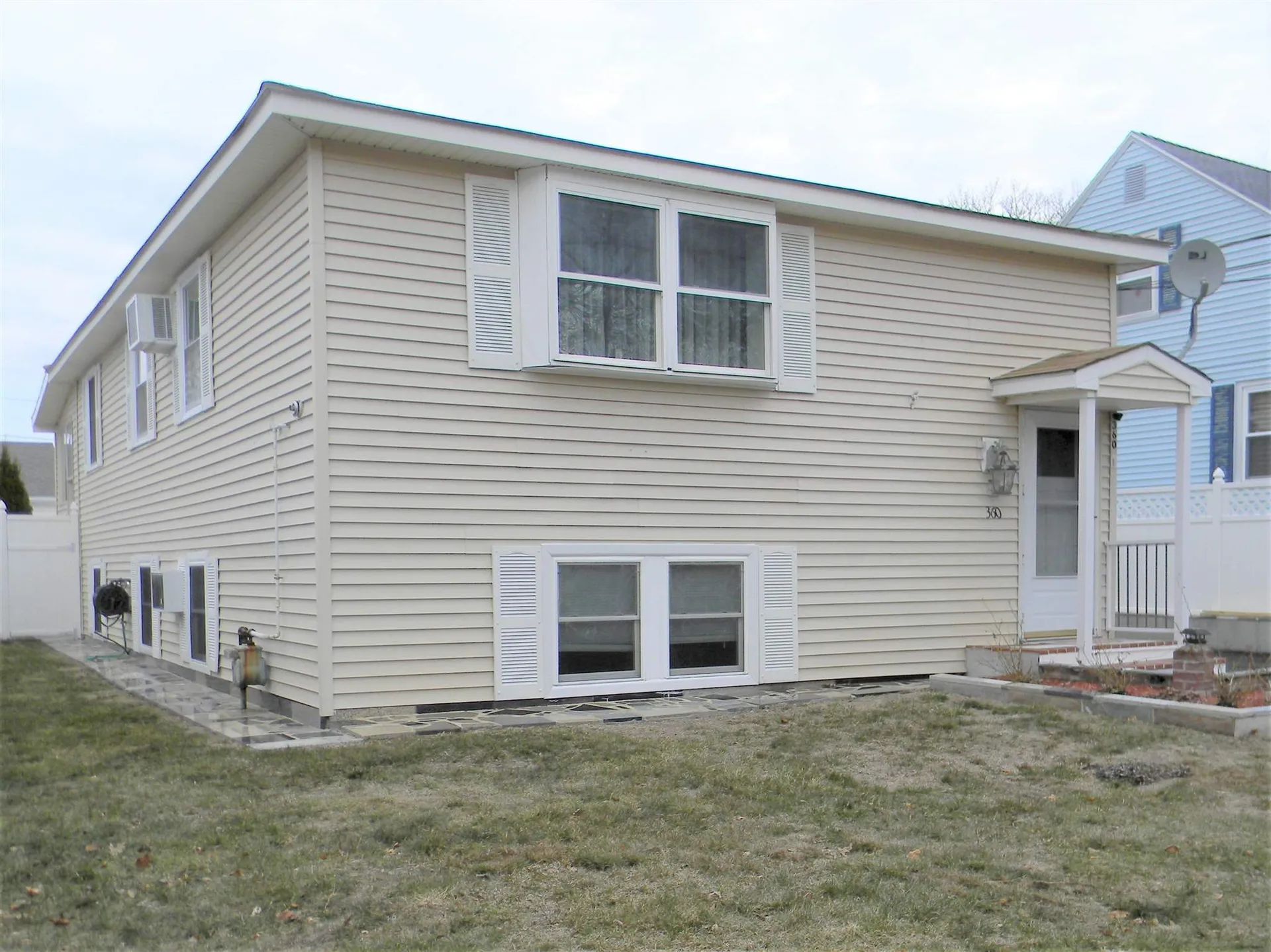 360 Vinton Street Manchester NH 03103