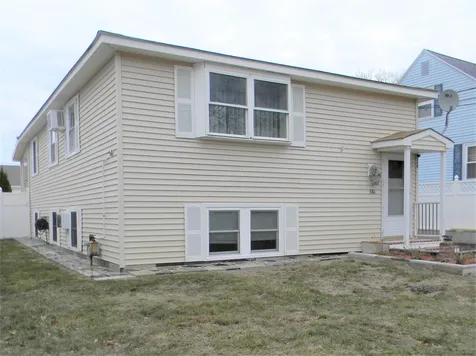 360 Vinton Street Manchester NH 03103