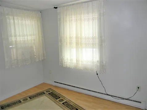 360 Vinton Street Manchester NH 03103