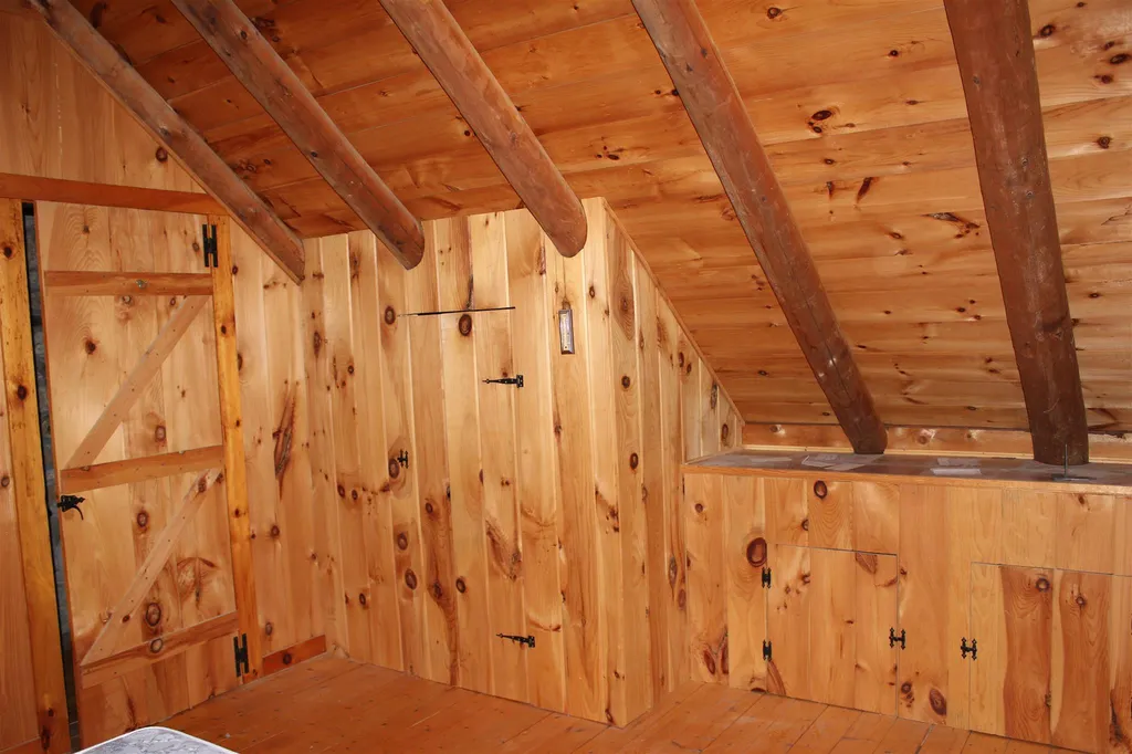 108 Brock Hill Road Grafton NH 03240