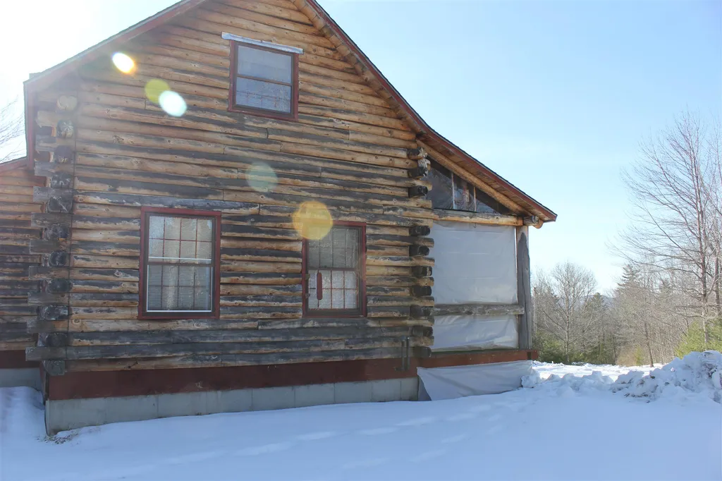 108 Brock Hill Road Grafton NH 03240