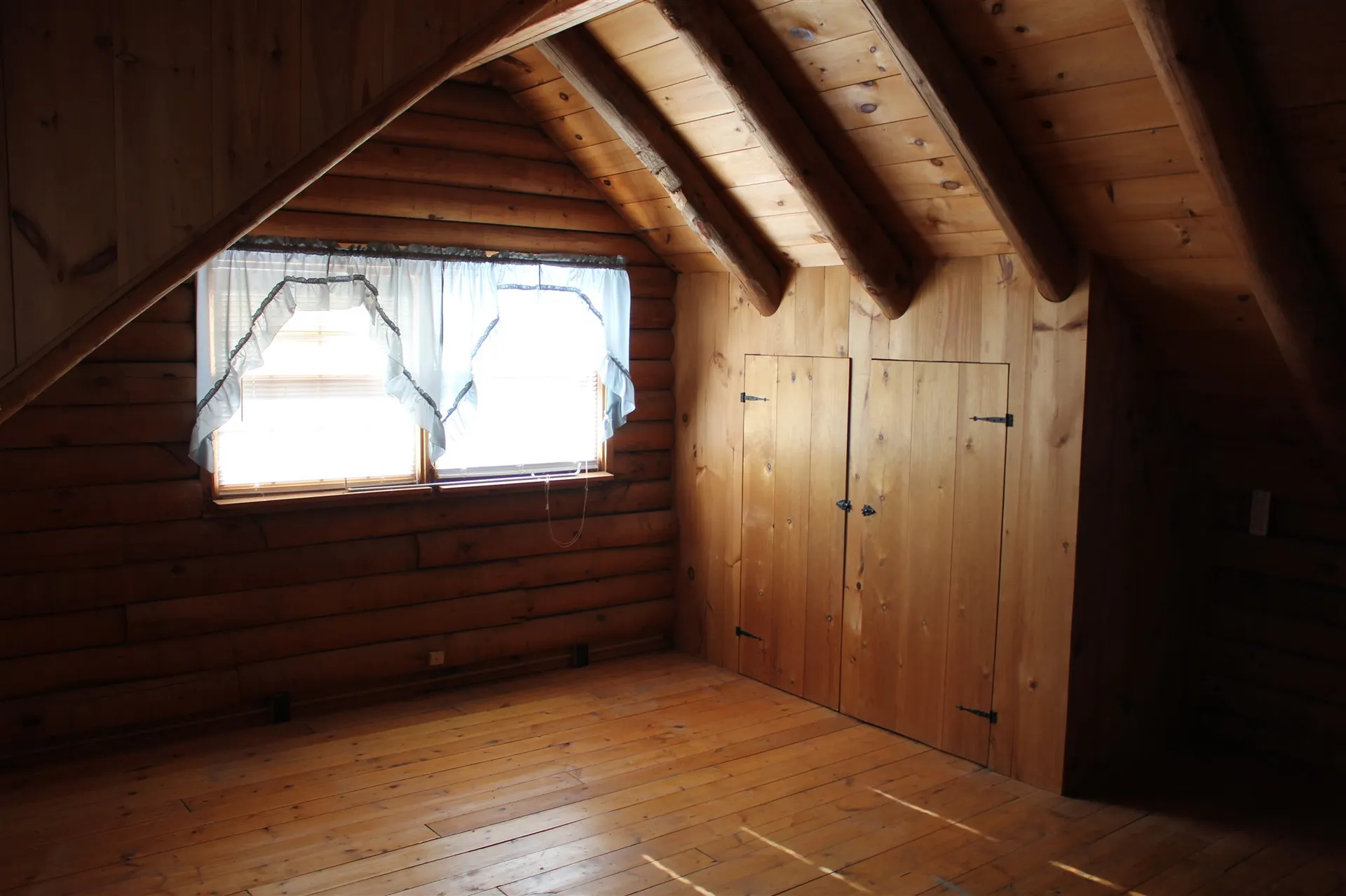 108 Brock Hill Road Grafton NH 03240