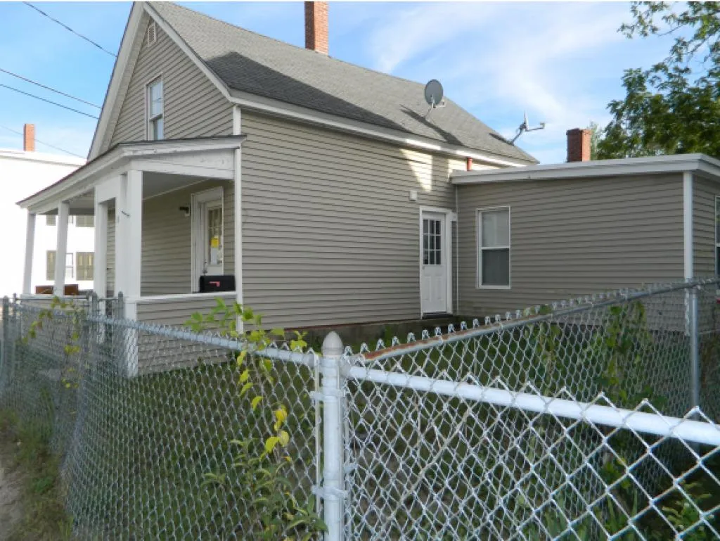 94 Ledge Street Nashua NH 03060