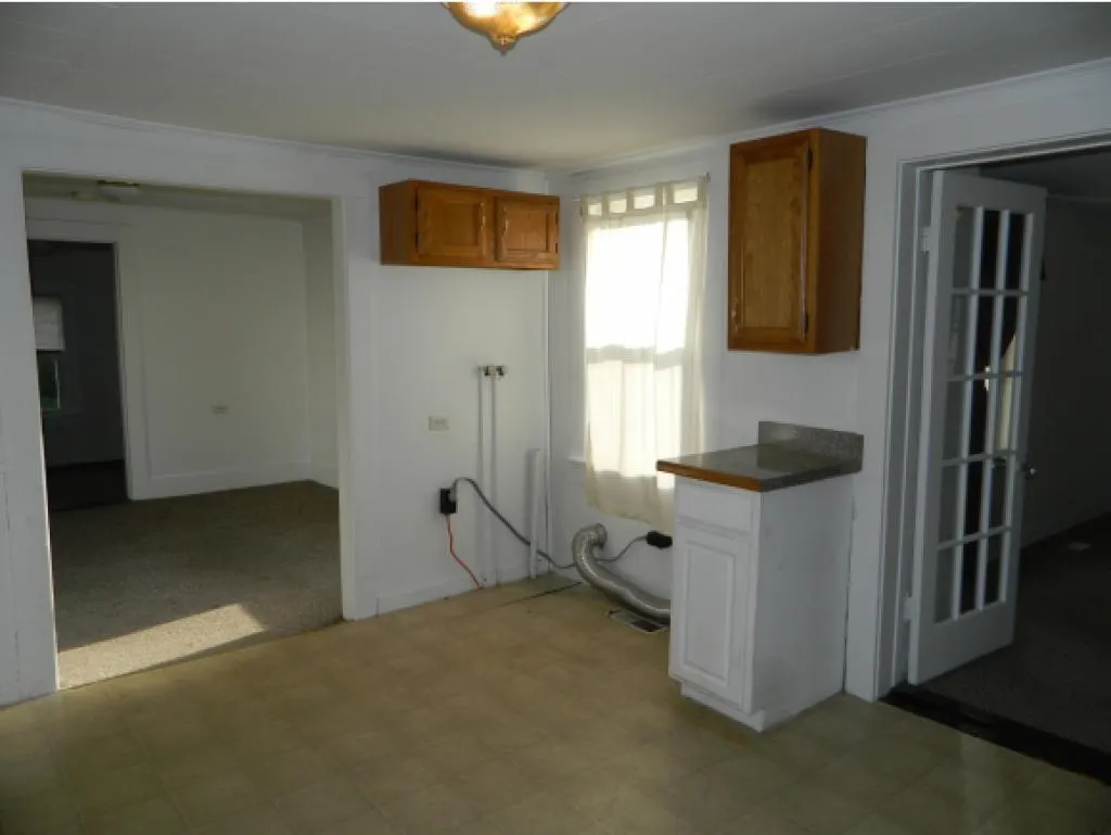 94 Ledge Street Nashua NH 03060