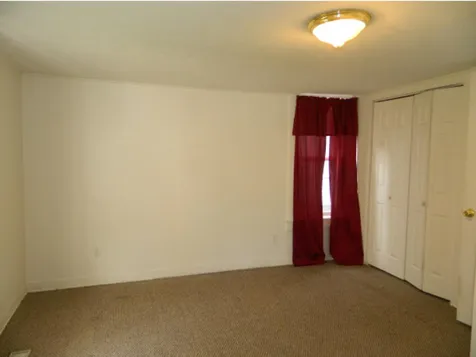 94 Ledge Street Nashua NH 03060