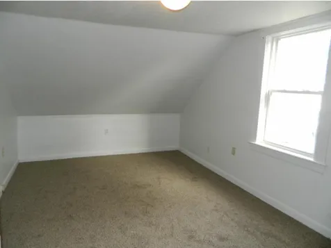 94 Ledge Street Nashua NH 03060