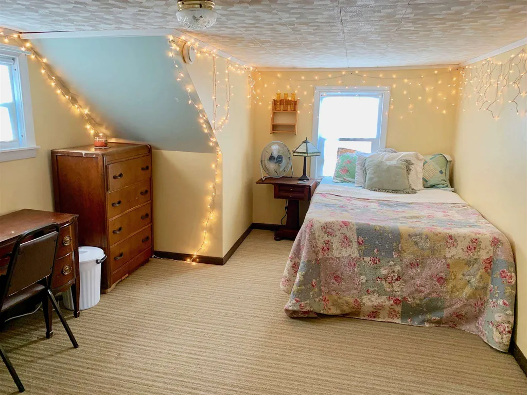 23 Nh Route 145 Colebrook NH 03576