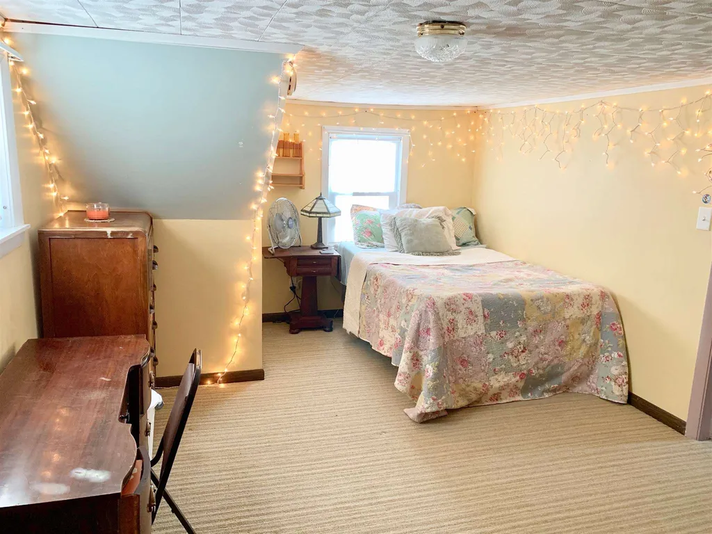 23 Nh Route 145 Colebrook NH 03576