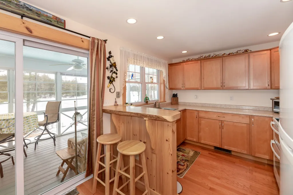 51 Meredith Center Road Meredith NH 03253