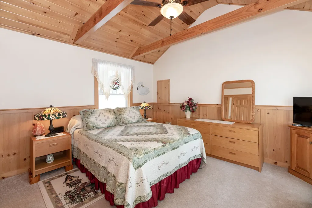 51 Meredith Center Road Meredith NH 03253