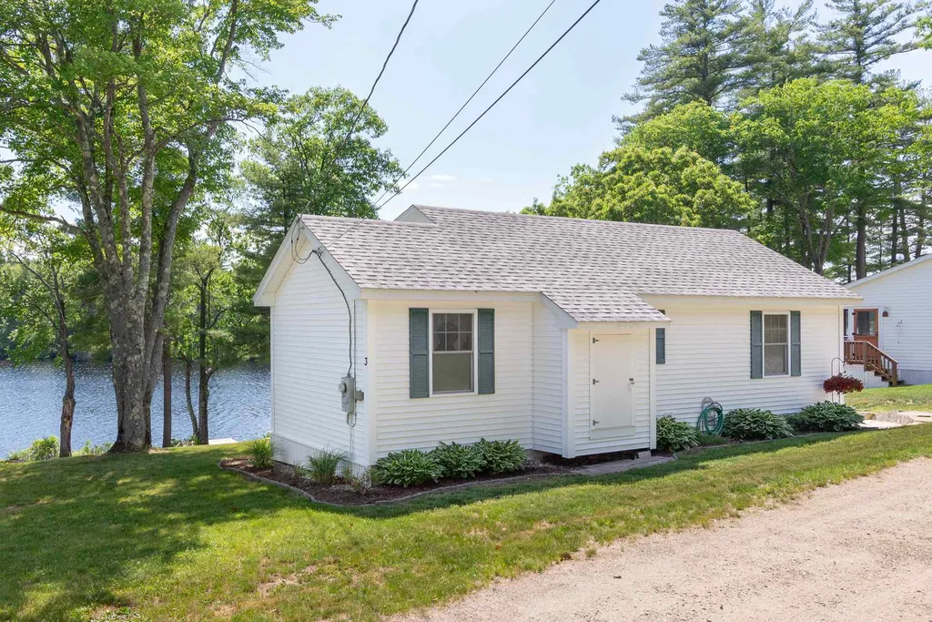51 Meredith Center Road Meredith NH 03253