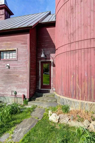 303 Frog City Road Plymouth VT 05056