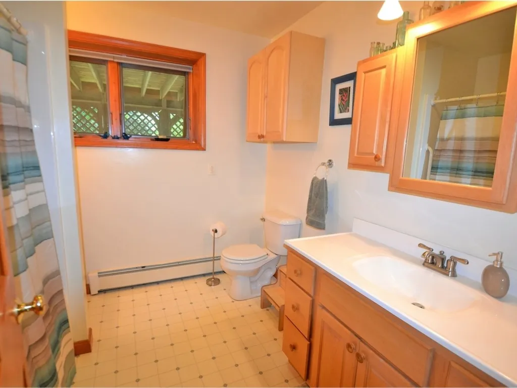 347 Round Barn Road Ferrisburgh VT 05456