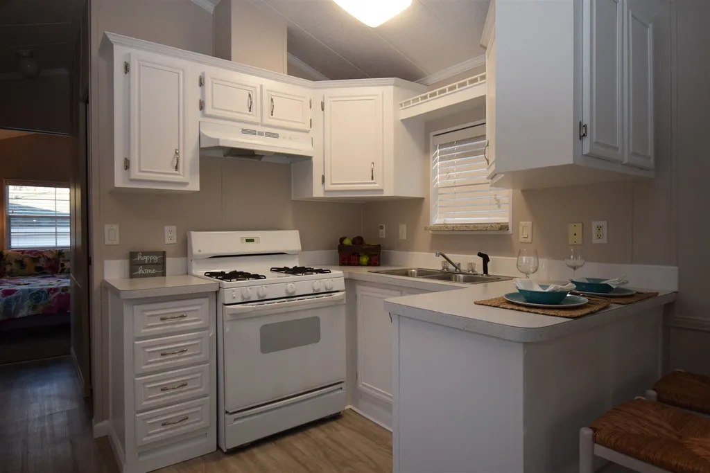21 Grandmas Lane Danville NH 03819