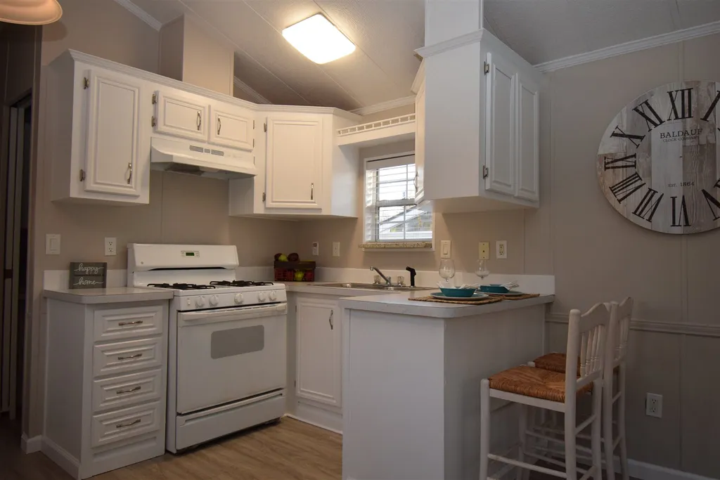 21 Grandmas Lane Danville NH 03819