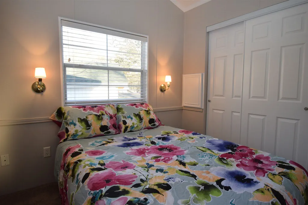 21 Grandmas Lane Danville NH 03819