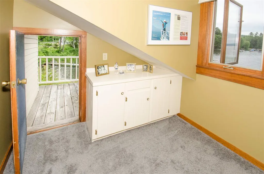 5 Vista Drive Hebron NH 03241