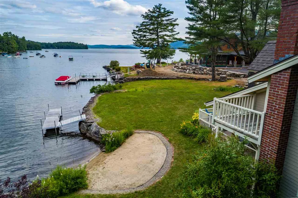 5 Vista Drive Hebron NH 03241