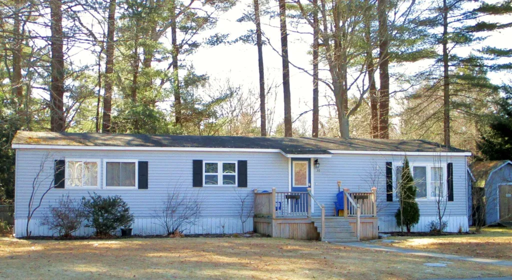 30 Donna Drive Exeter NH 03833