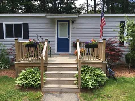 30 Donna Drive Exeter NH 03833