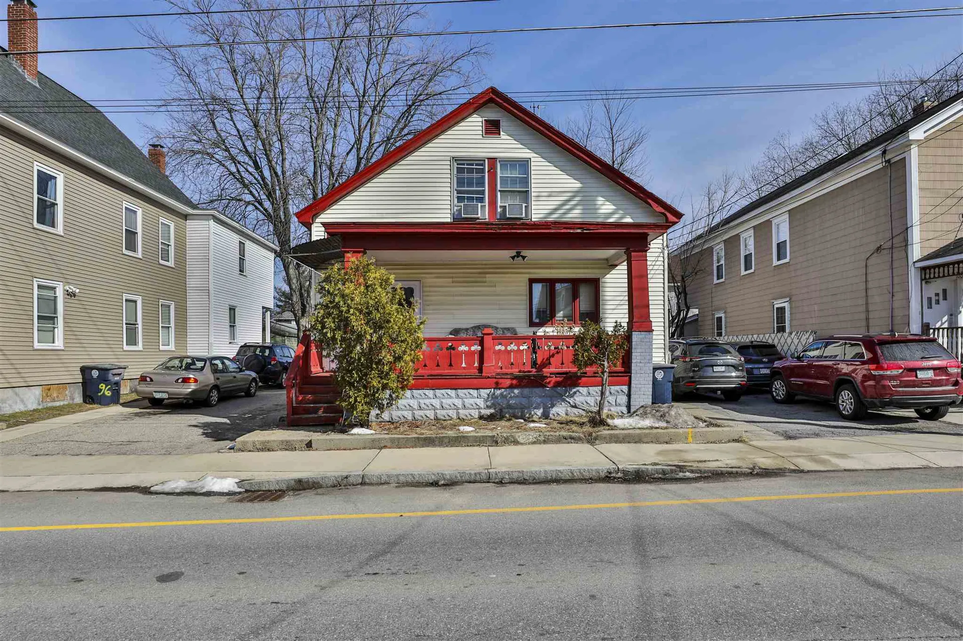 98 Pine Street Nashua NH 03060
