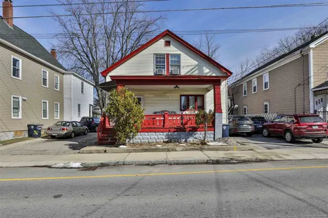 98 Pine Street Nashua NH 03060