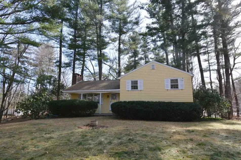 42 Rockrimmon Road Kingston NH 03848