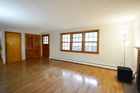42 Rockrimmon Road Kingston NH 03848