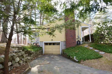 42 Rockrimmon Road Kingston NH 03848