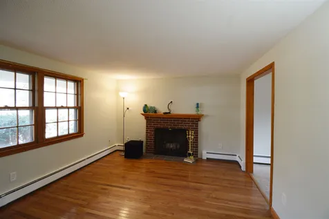 42 Rockrimmon Road Kingston NH 03848