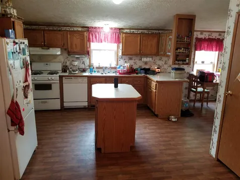 72 Brian Drive Sheffield VT 05866