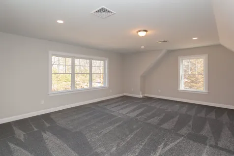 5 Hidden Valley Drive Dover NH 03820
