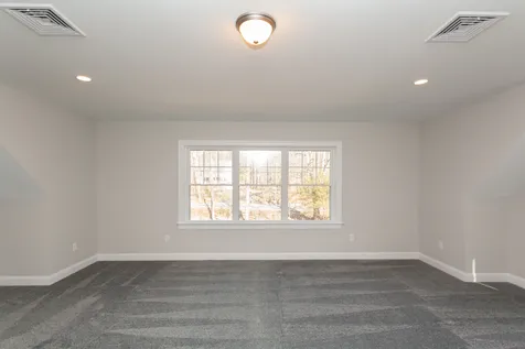 5 Hidden Valley Drive Dover NH 03820