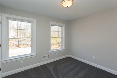 5 Hidden Valley Drive Dover NH 03820