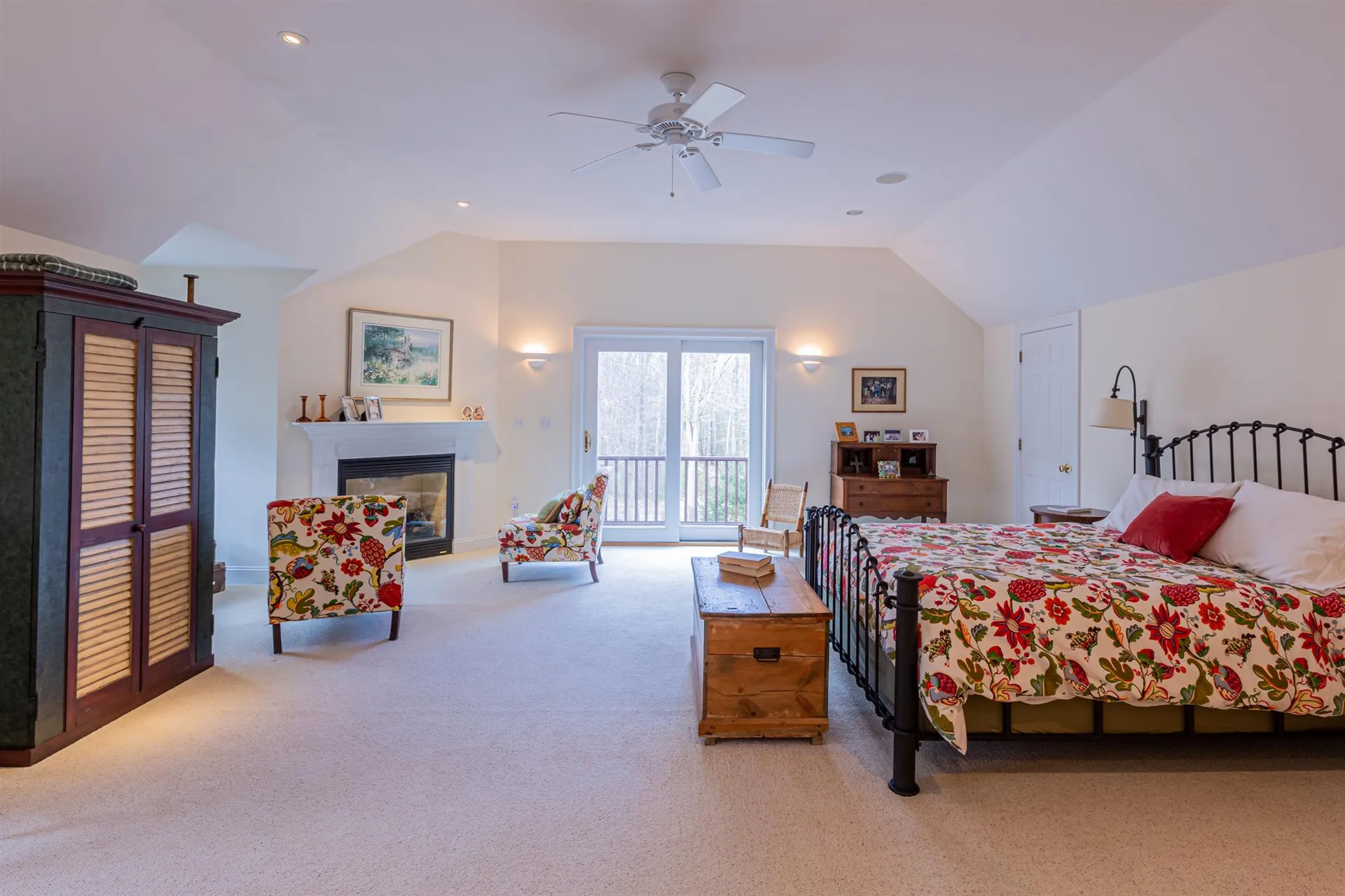 29 Chapel Road North Hampton NH 03862