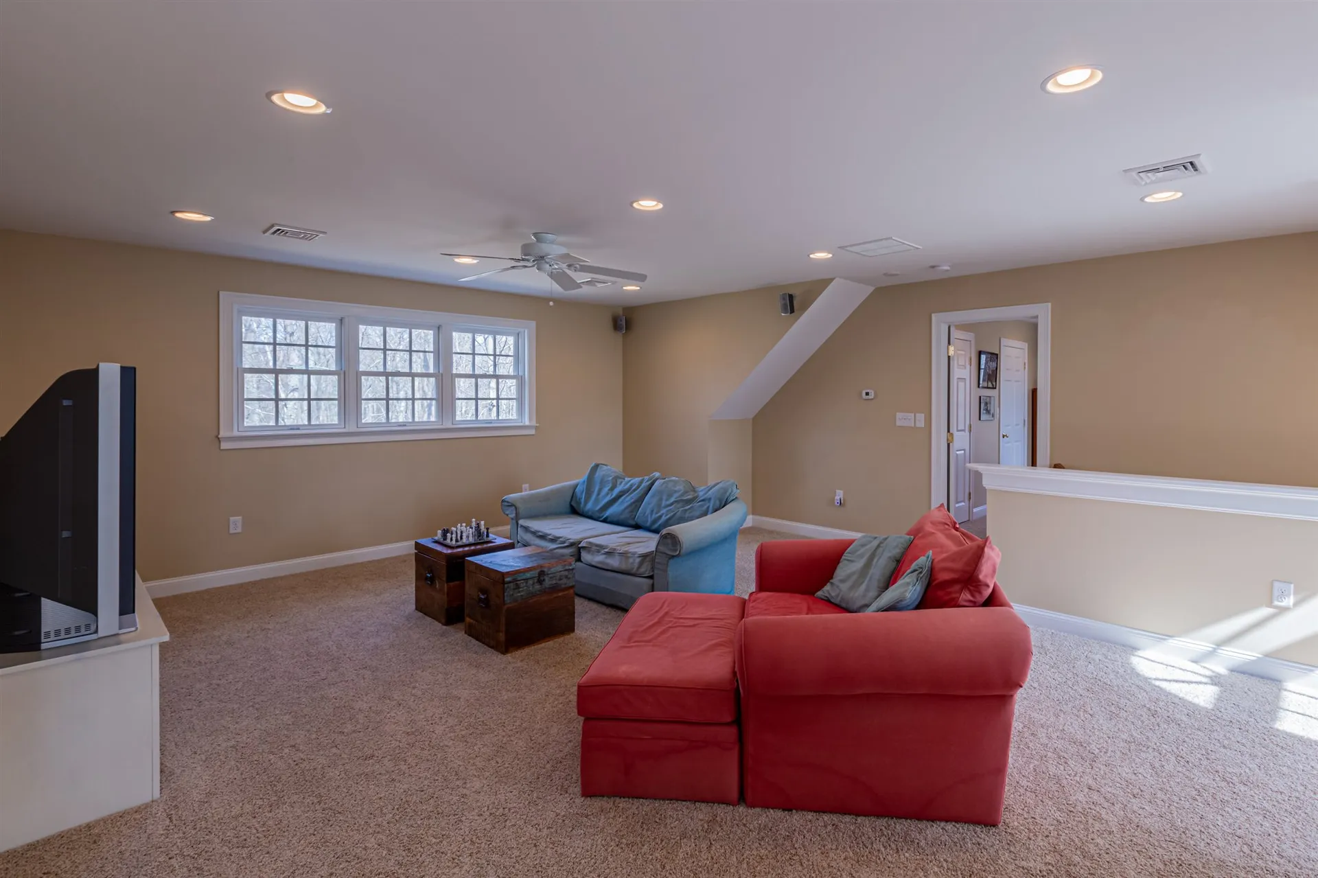 29 Chapel Road North Hampton NH 03862