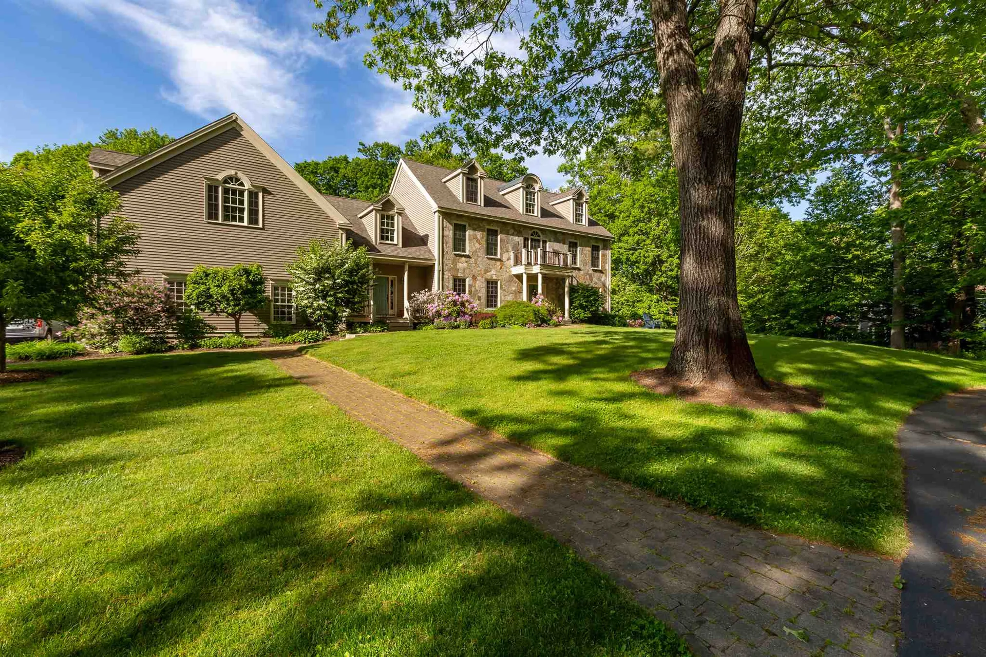 29 Chapel Road North Hampton NH 03862