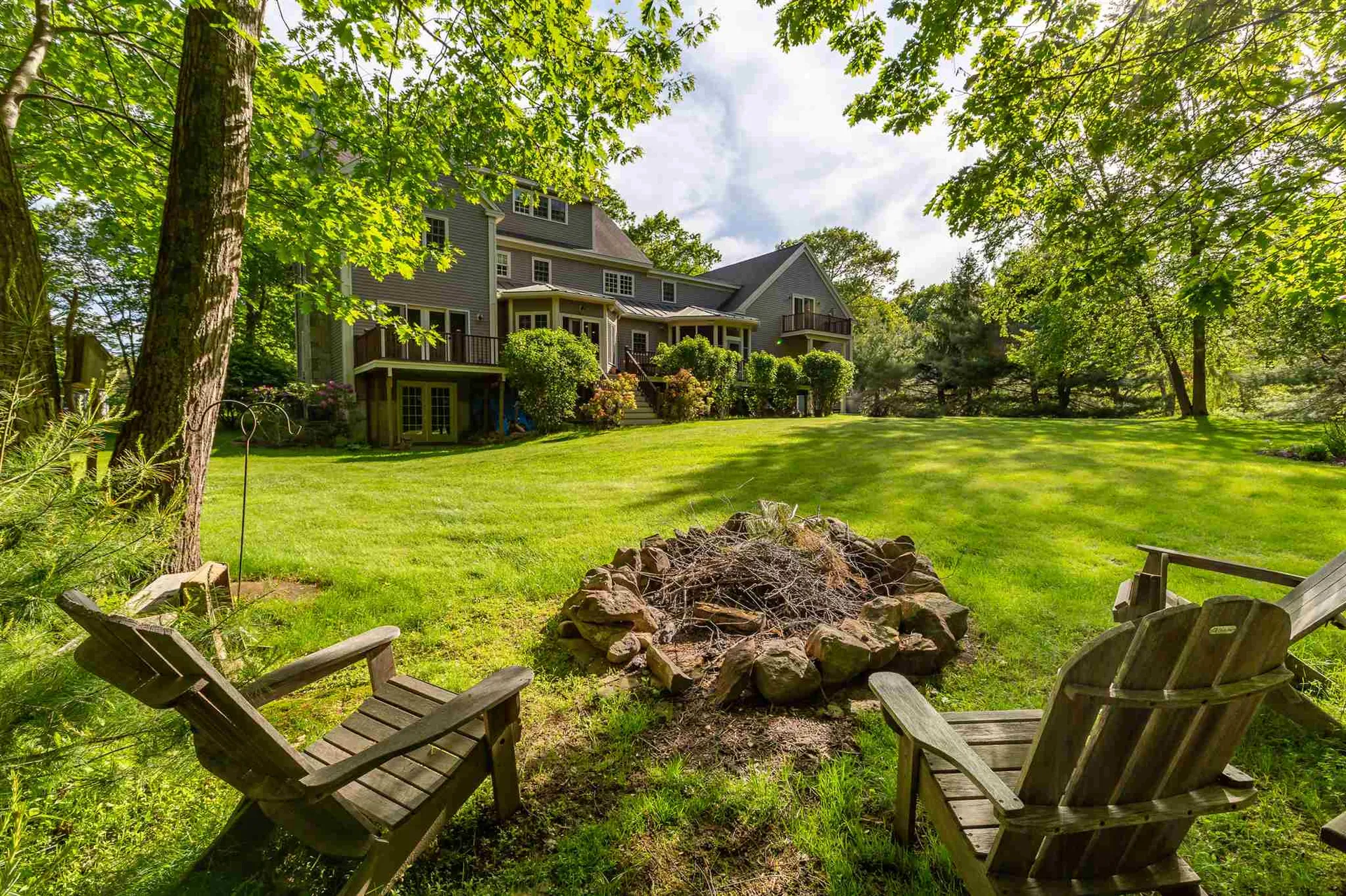 29 Chapel Road North Hampton NH 03862