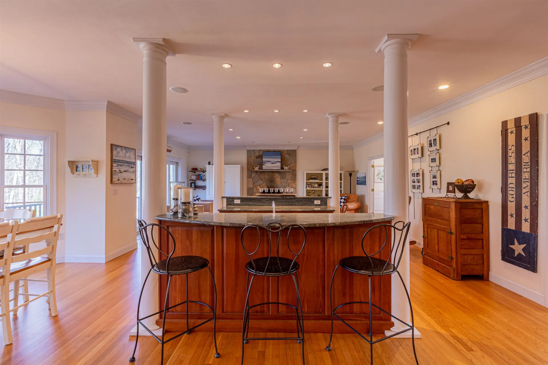 29 Chapel Road North Hampton NH 03862