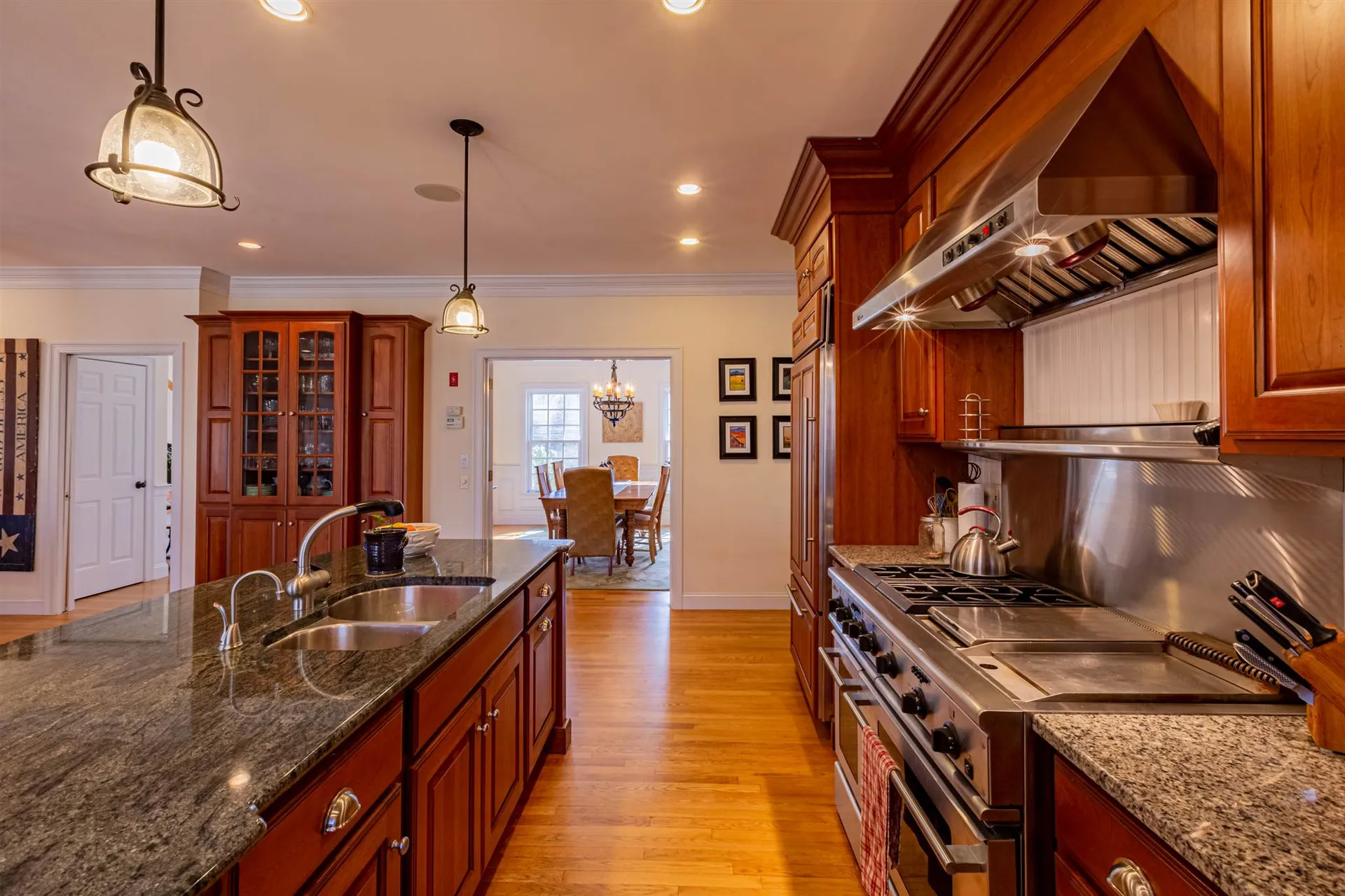 29 Chapel Road North Hampton NH 03862