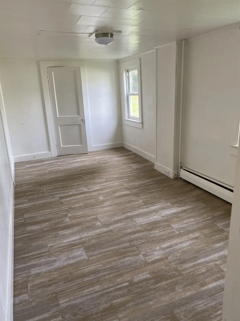 15 Crescent Street Pittsfield NH 03263