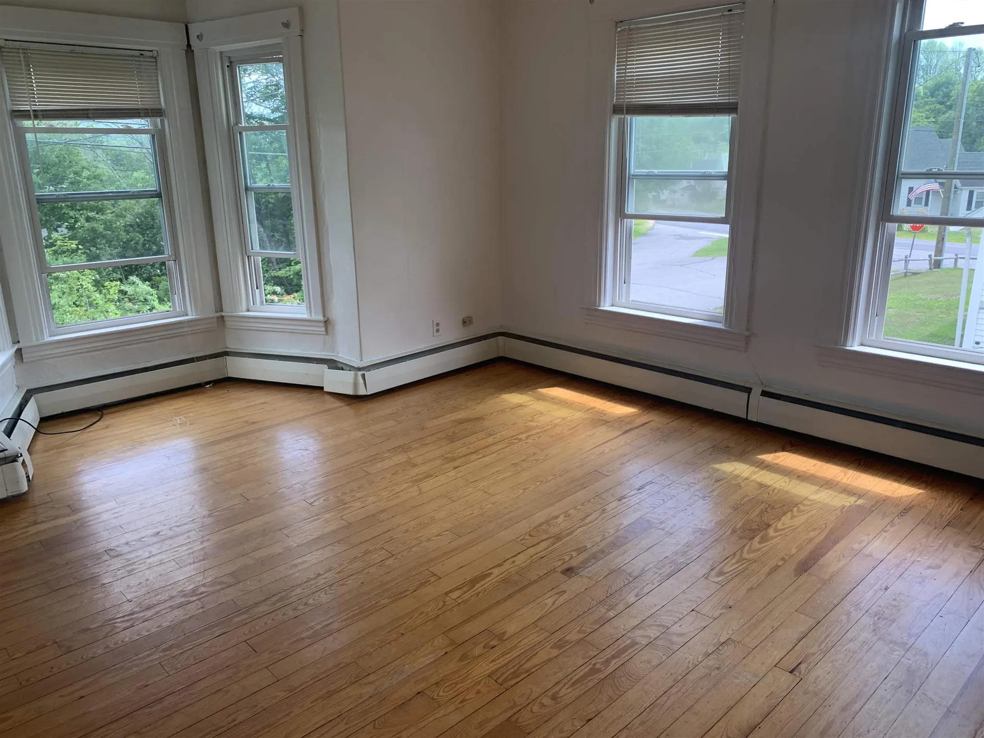 15 Crescent Street Pittsfield NH 03263