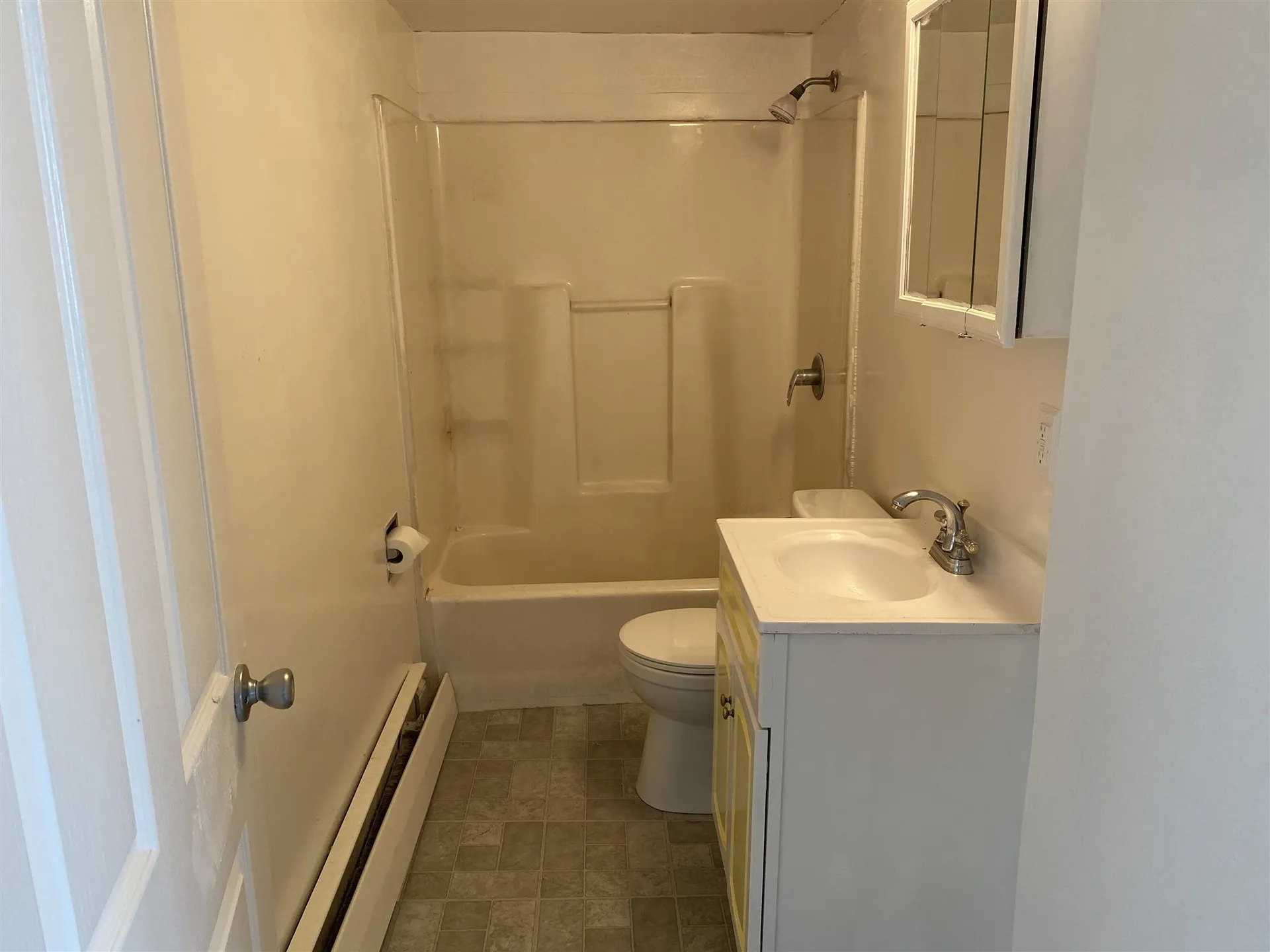 15 Crescent Street Pittsfield NH 03263