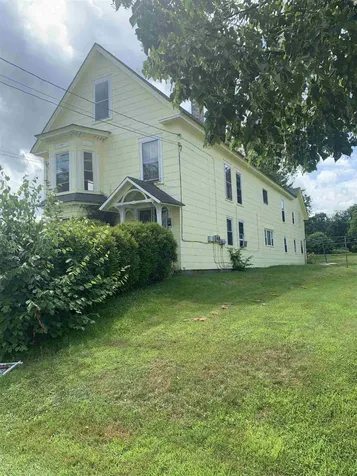 15 Crescent Street Pittsfield NH 03263