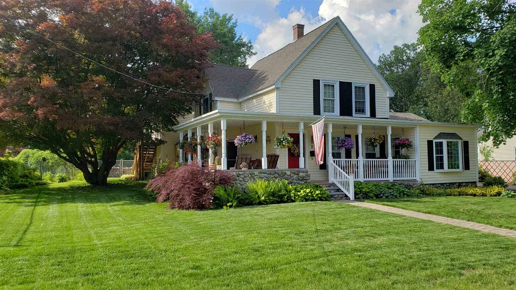 20 Pennichuck Street Nashua NH 03064