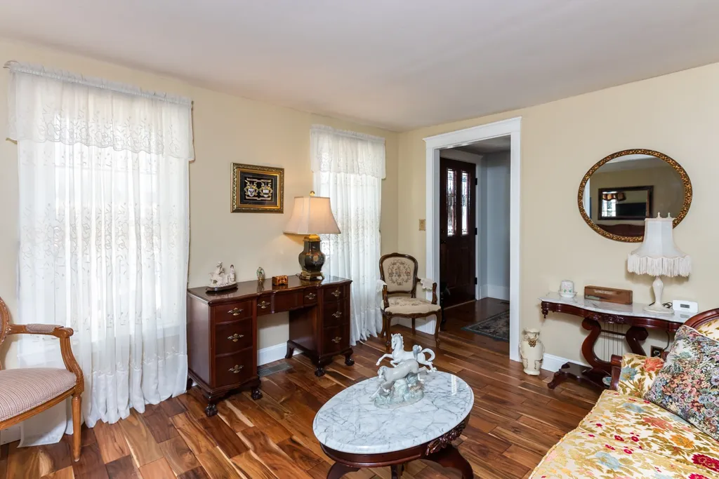 20 Pennichuck Street Nashua NH 03064