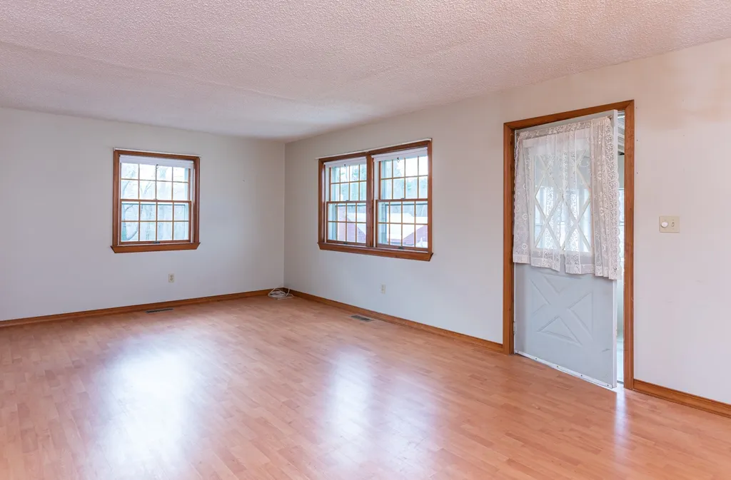 20 Pennichuck Street Nashua NH 03064